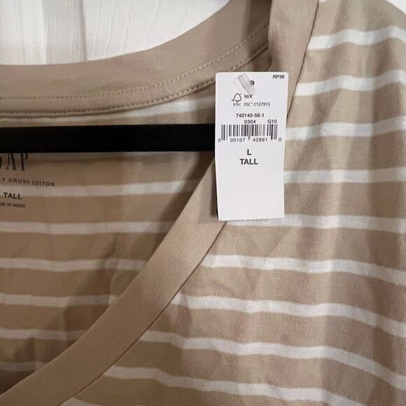 Gap large tall nwt v-neck, short sleeve, stripe cream,brown top organic cotton - Picture 5 of 8